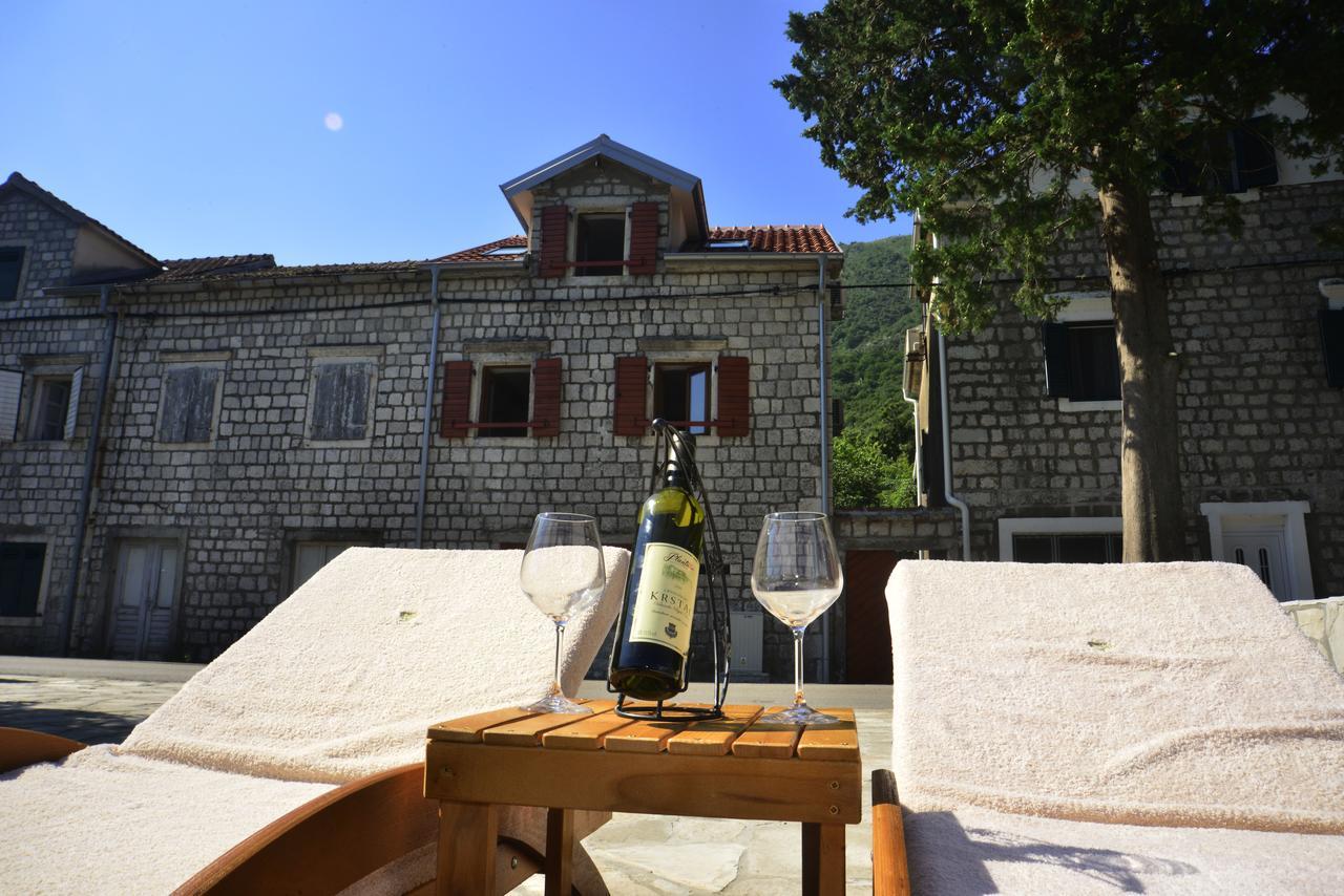 A Hundred Olive Trees Apartments Kotor Eksteriør billede